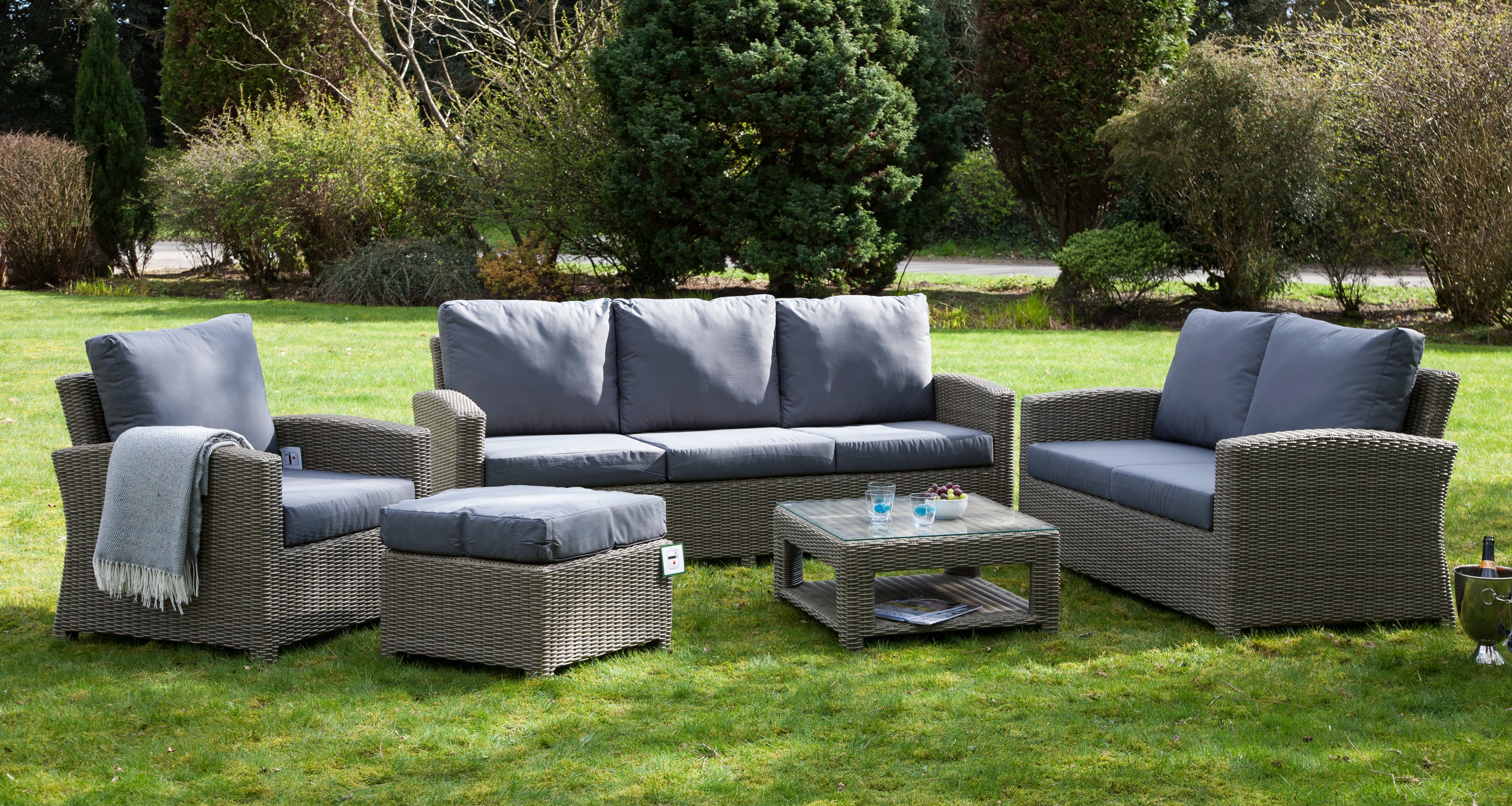 Rattan all weather Garden Furniture for outdoor use or can be used for indoor Conservatory furniture