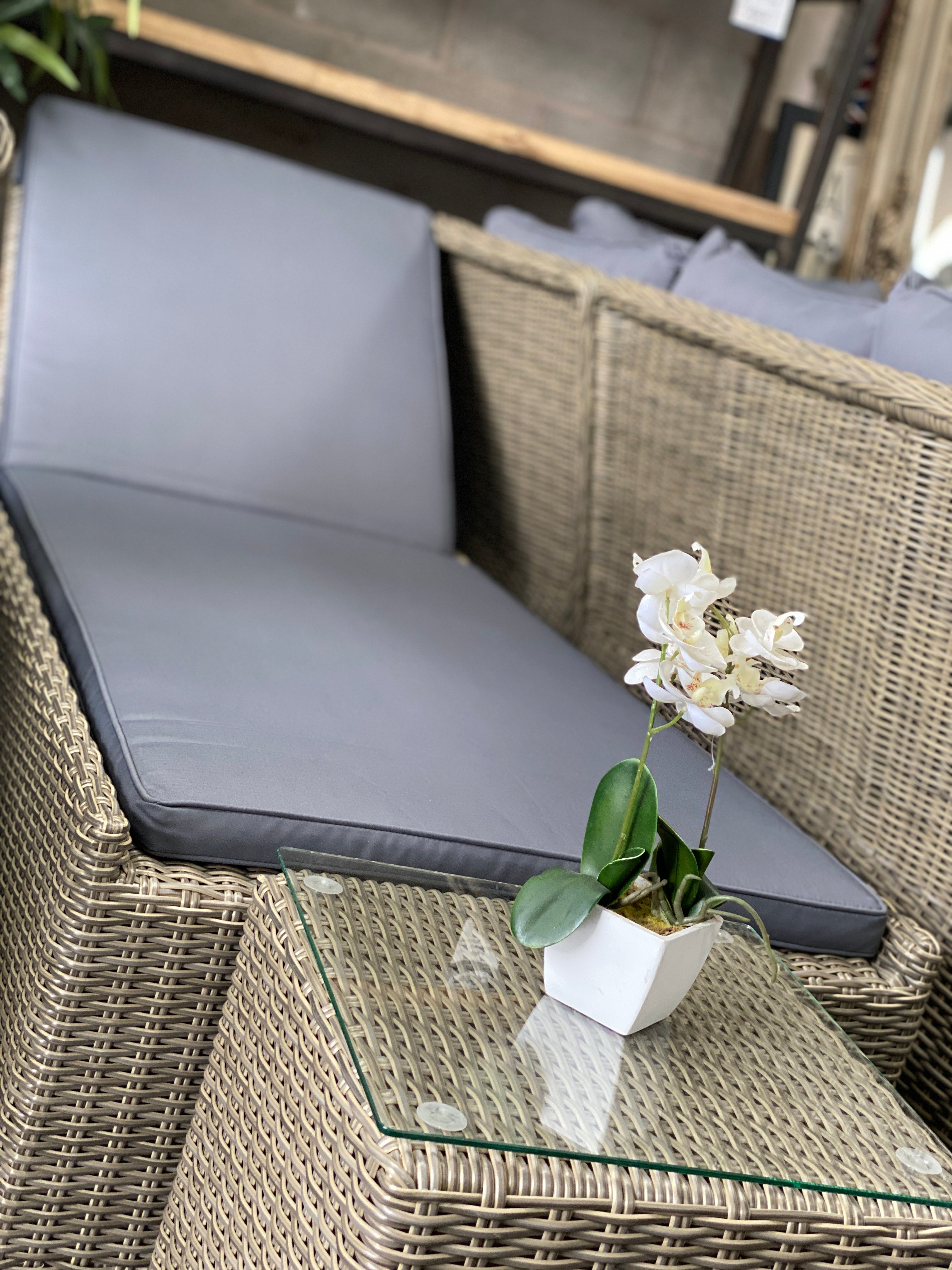 Outdoor and indoor suitable for Garden Furniture, Patio or Conservatory use