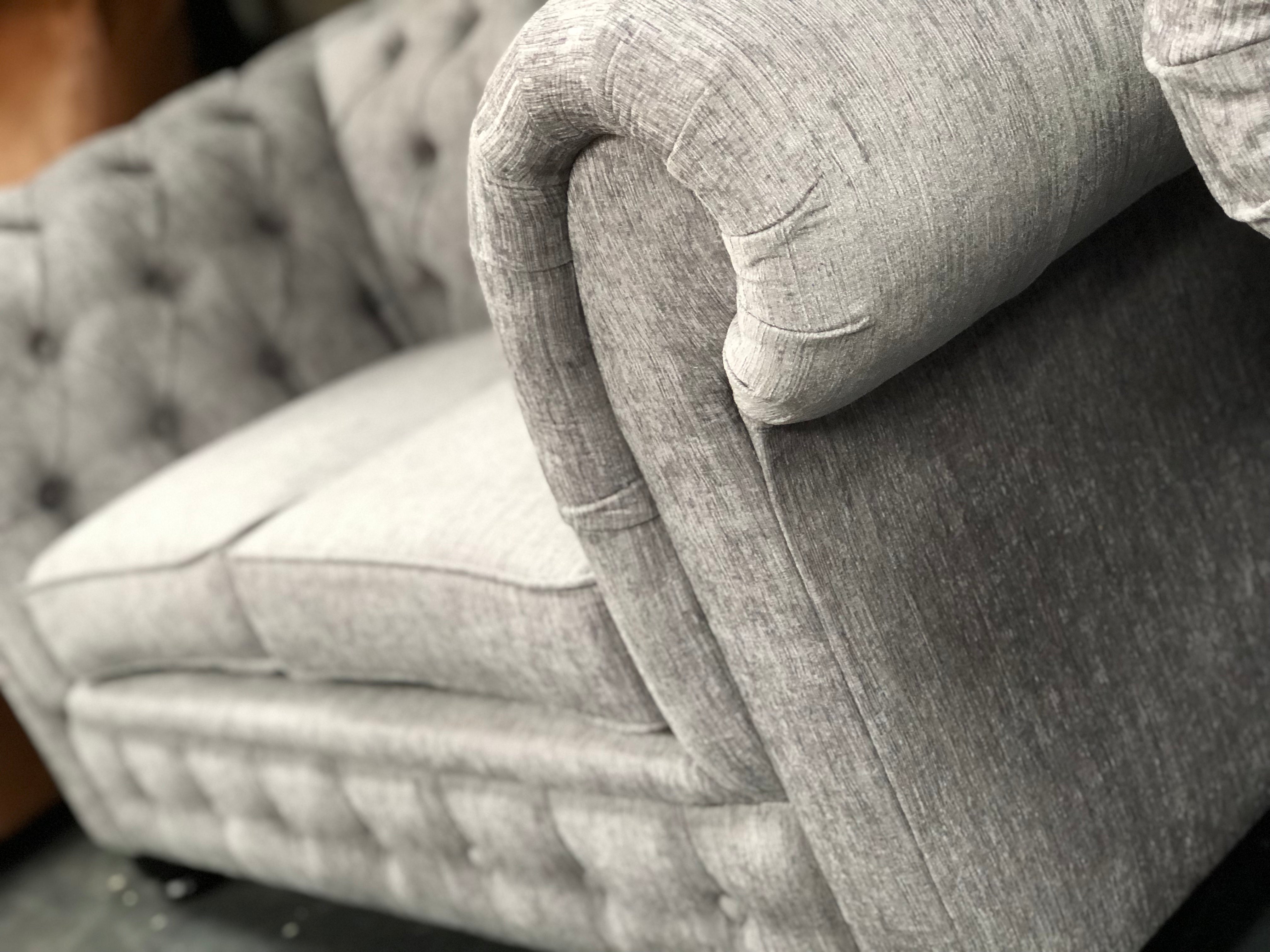 Chesterfield Sofas - Cherfield 3 seater sofa 5 years guarantee